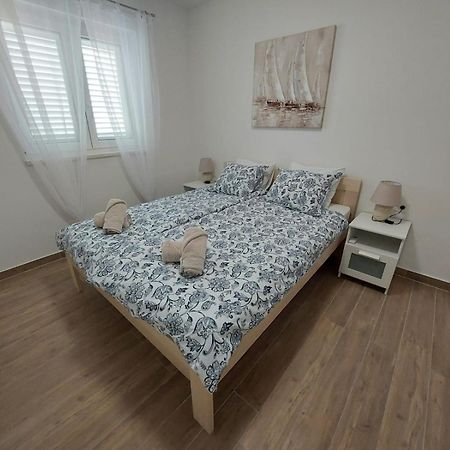 Seashells Apartments Tribunj Трибунь Екстер'єр фото