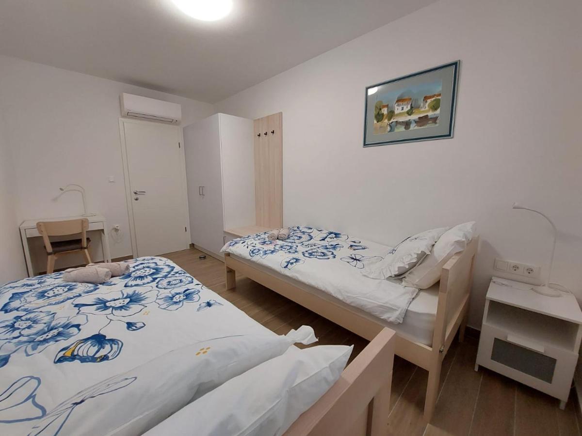 Seashells Apartments Tribunj Трибунь Екстер'єр фото